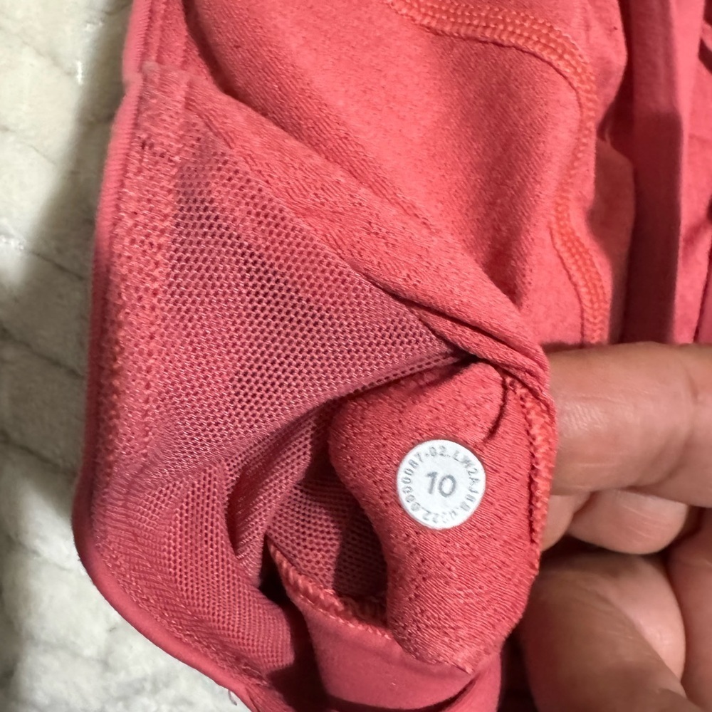 Lululemon Free To Be Serene Bra Long
Line 
Watermelon Red - Picture 6 of 6